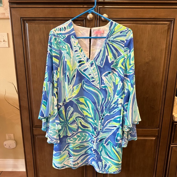 🛍Lilly Pulitzer Dress! Blue,Green& White w/ Bell Sleeves- EXCELLENT CONDITION! - Picture 5 of 9